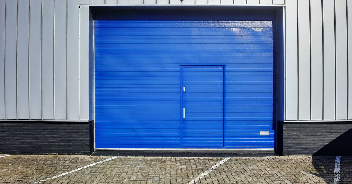 How to Fix a Roller Door Motor That Won't Respond