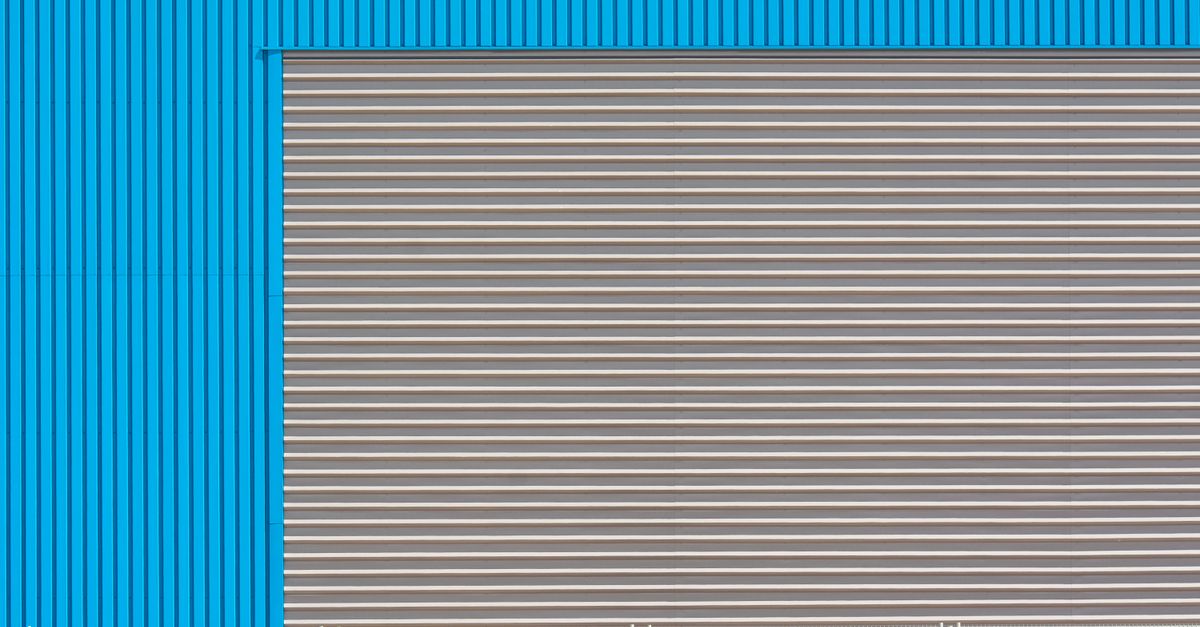 The Impact of Worn Tracks on Roller Door Functionality